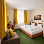 Hotel Regiohotel Bunte Stadt 3*