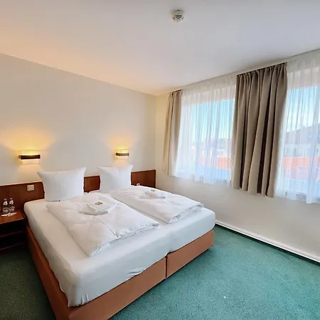 Regiohotel Bunte Stadt 3*