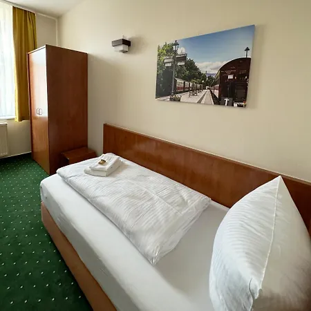Regiohotel Bunte Stadt 3*