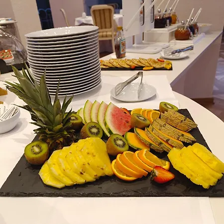 فندق Regiohotel Bunte Stadt - #direktinderaltstadt #primafruehstueck #toppreisleistung #frischrenoviert فيرنغروده