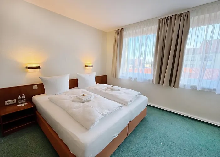 Regiohotel Bunte Stadt - #direktinderaltstadt #primafruehstueck #toppreisleistung #frischrenoviert