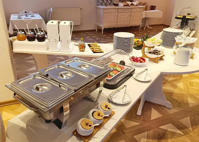 Hotell Regiohotel Bunte Stadt - #direktinderaltstadt #primafruehstueck #toppreisleistung #frischrenoviert