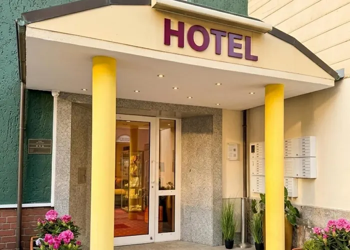 Regiohotel Bunte Stadt - #direktinderaltstadt #primafruehstueck #toppreisleistung #frischrenoviert 3* فيرنغروده